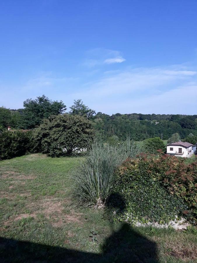 Caroline Home Anzano Del Parco Exterior photo